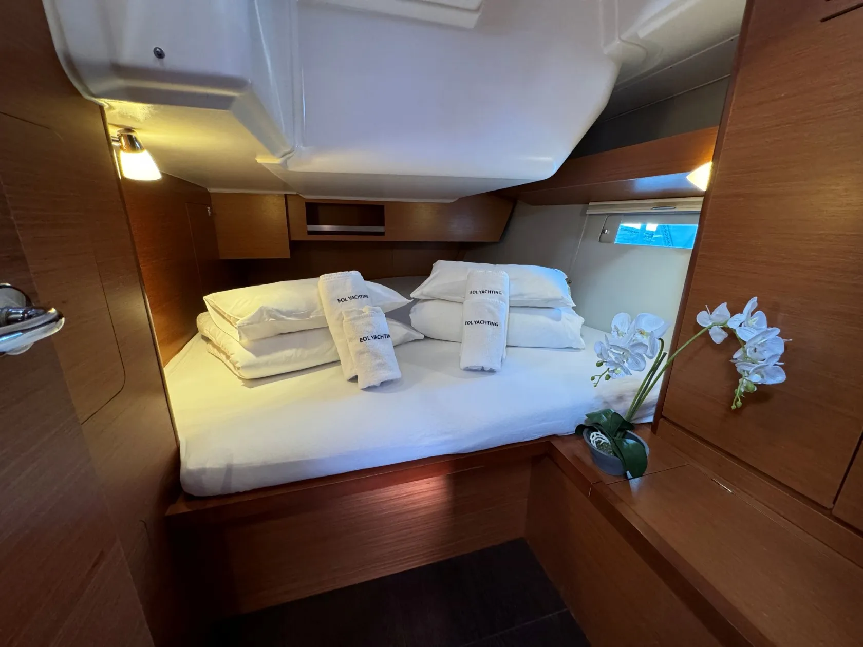 Dufour 430 Levan — фотография яхты 12