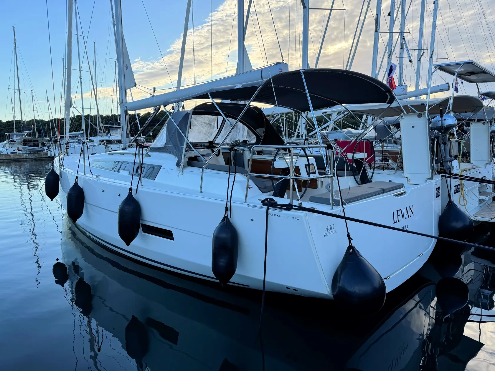 Dufour 430 Levan — фотография яхты 29