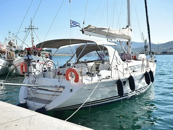 Sun Odyssey 44 i Eleni — jahtikuva 1