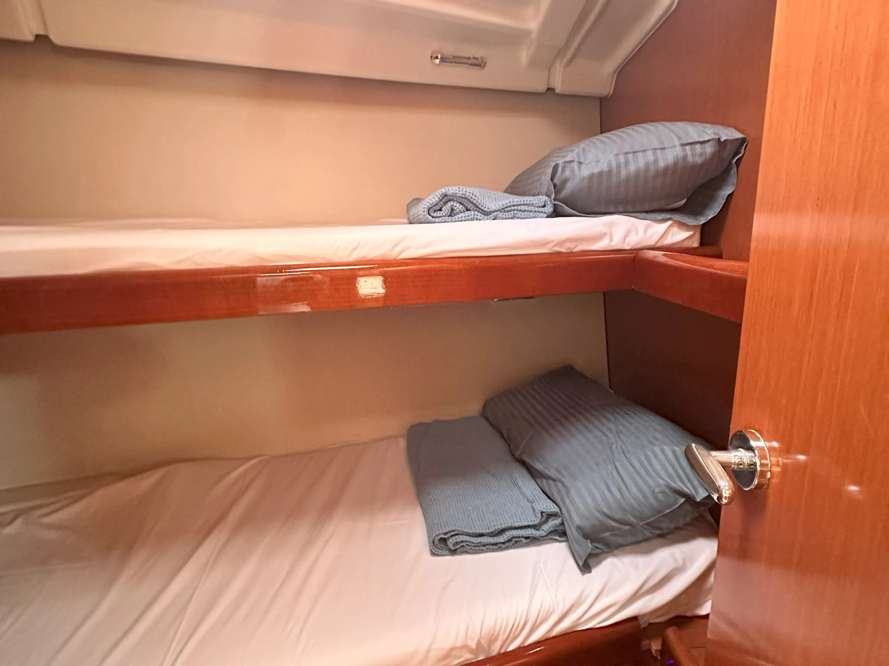 Oceanis 43 Filadelfo — фотография яхты 2