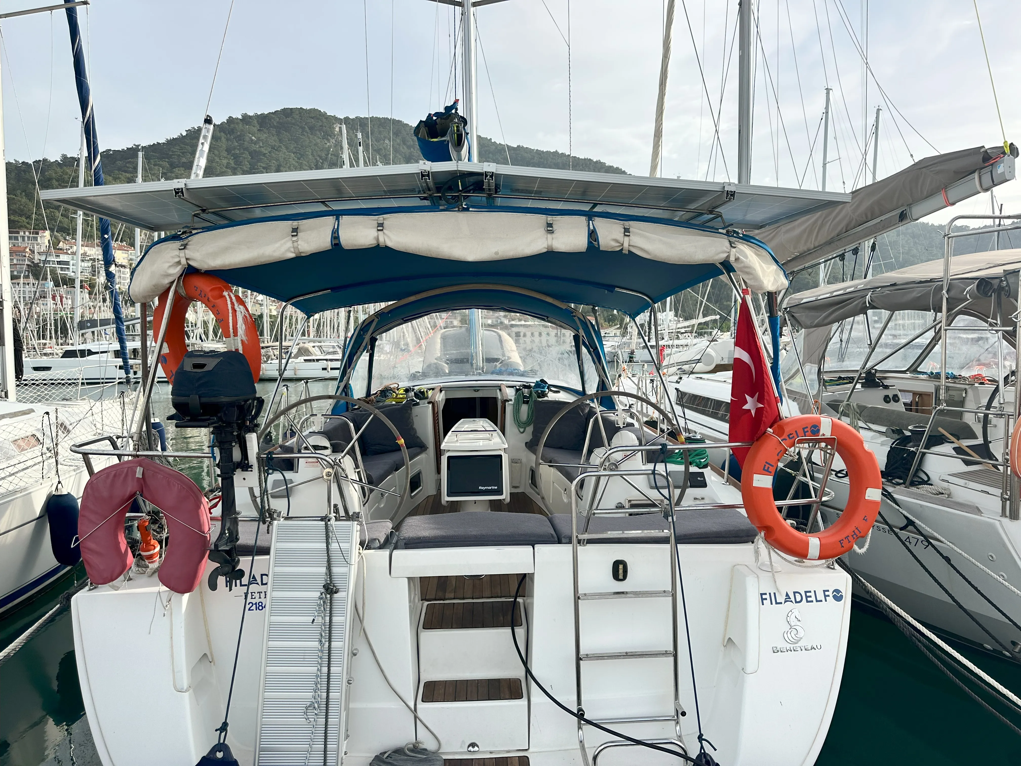 Oceanis 43 Filadelfo — фотография яхты 25