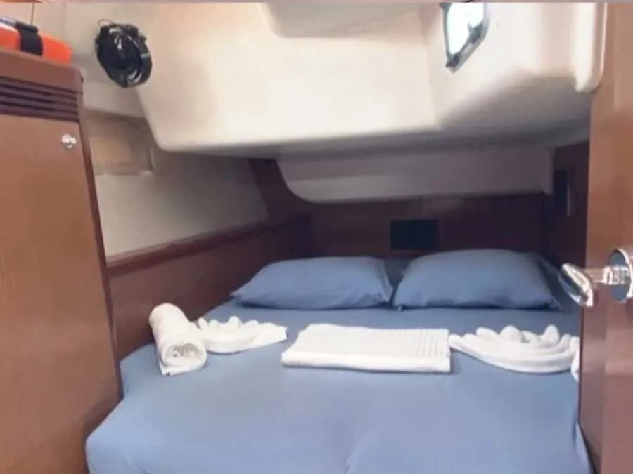 Oceanis 43 Filadelfo — фотография яхты 18