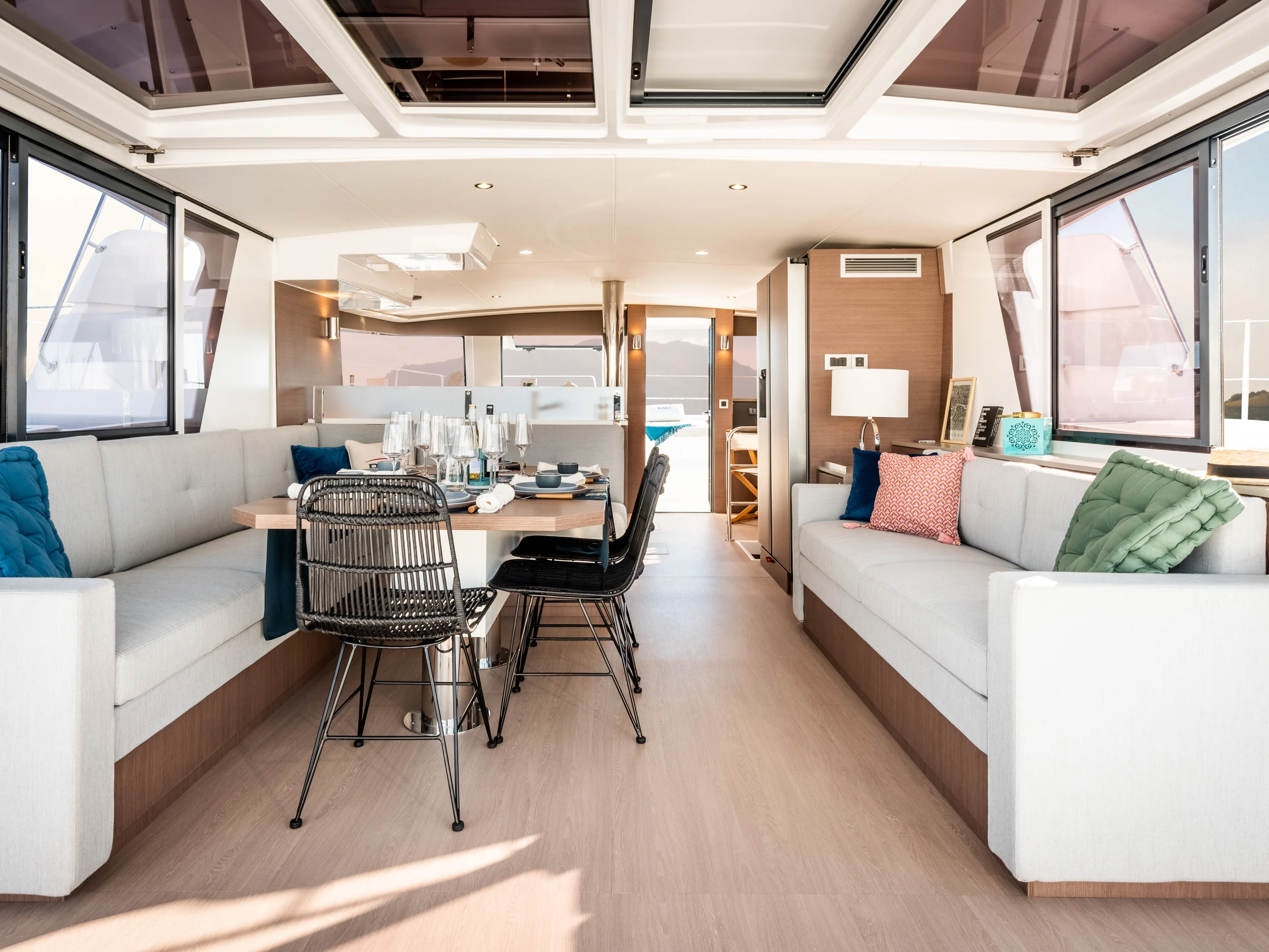 Bali 4.6 Arctic Wonder — jahtikuva 2