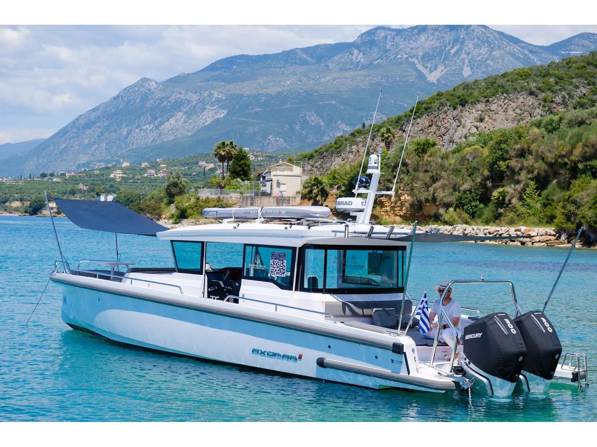 Axopar 37 XC Cross Cabin AMA — yachtbilde 8
