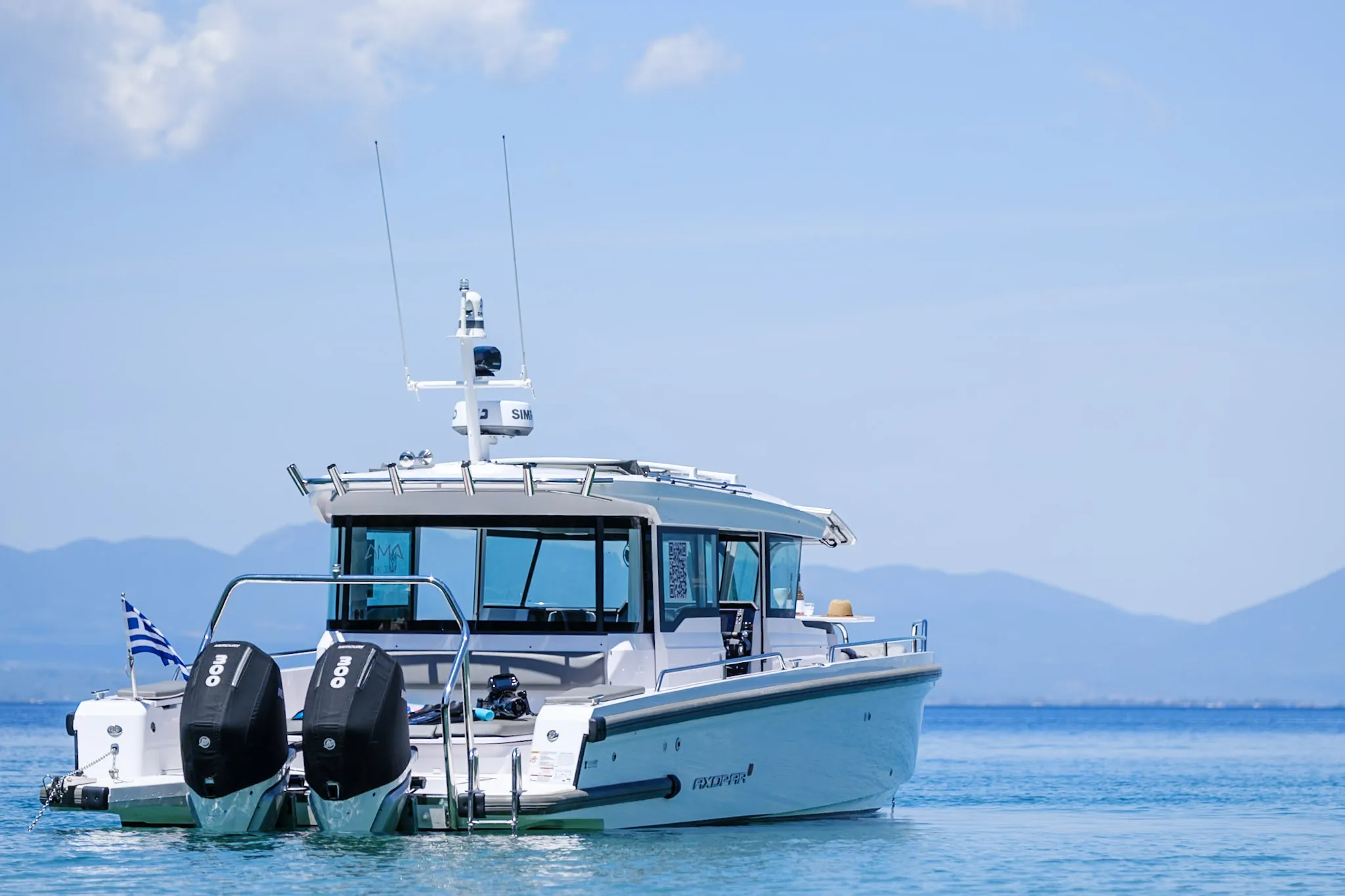 Axopar 37 XC Cross Cabin AMA — yachtbilde 4