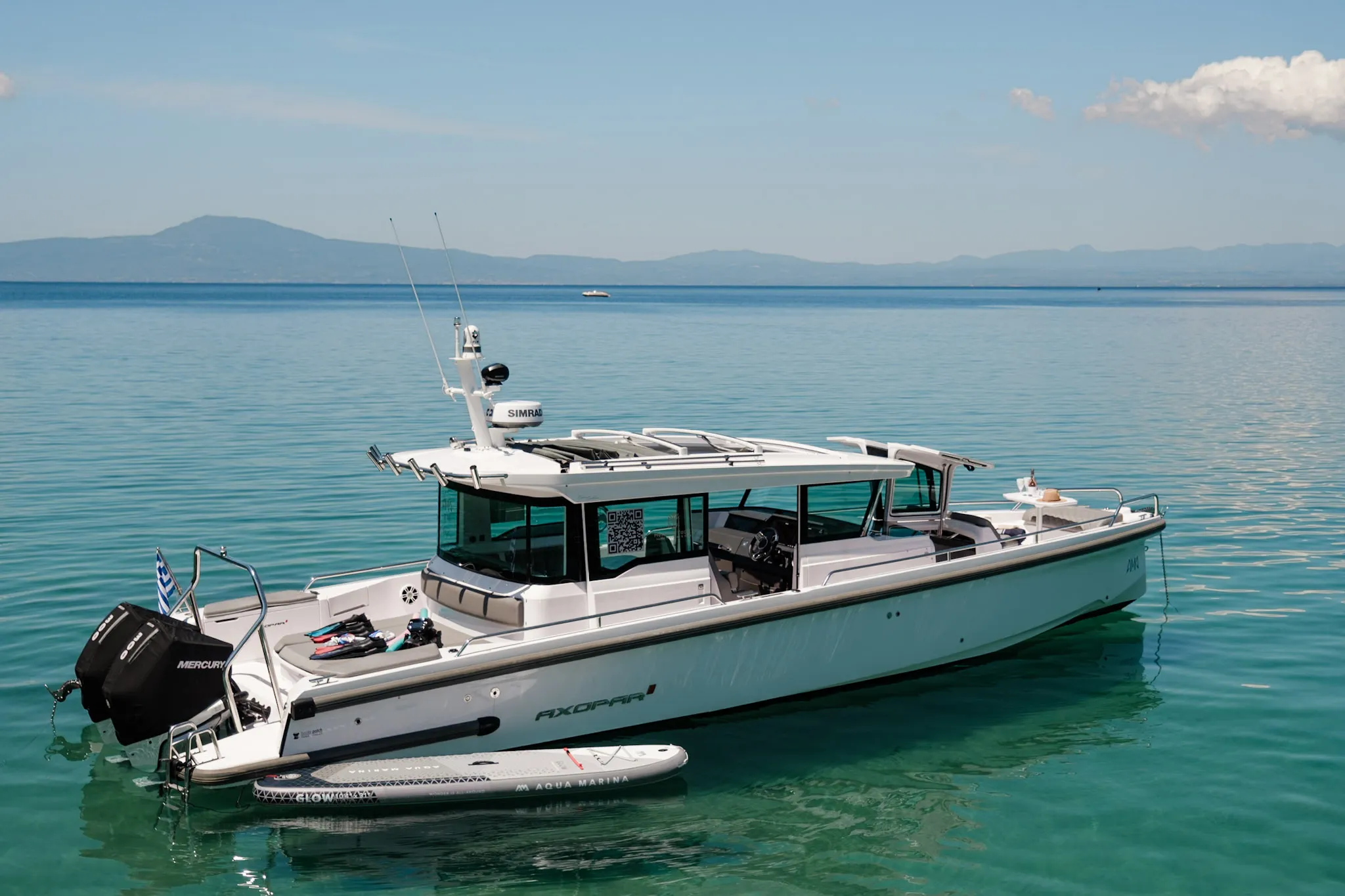 Axopar 37 XC Cross Cabin AMA — yachtbilde 6