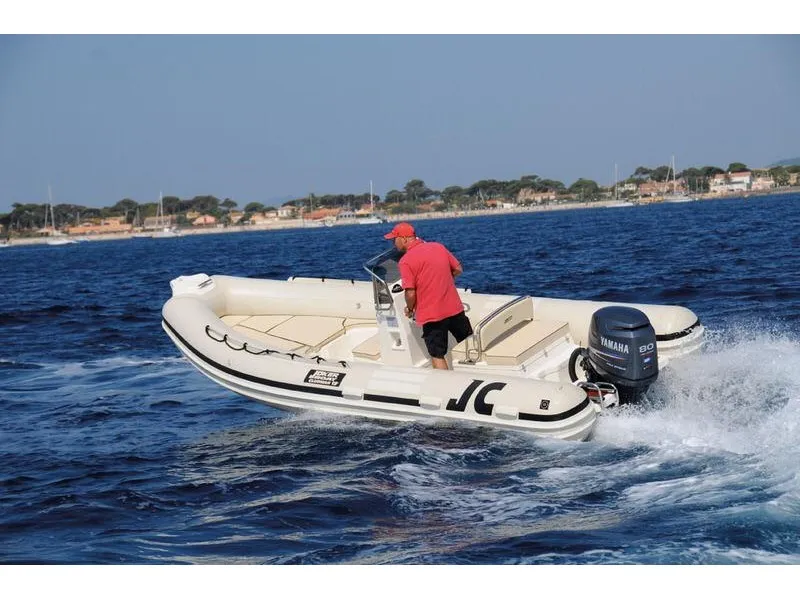 Joker Clubman 19 Red Star — foto dello yacht n. 1