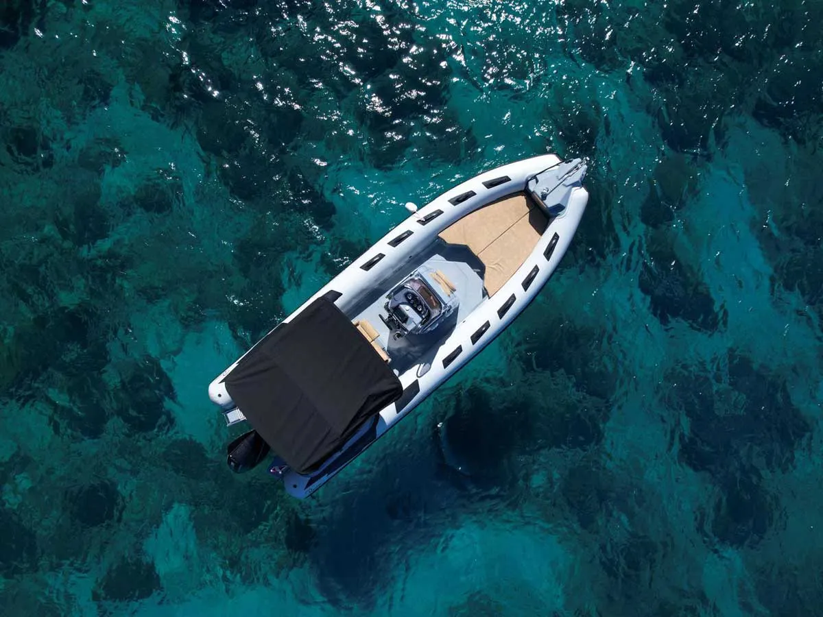 Ranieri Cayman 26 Sport Touring Ranieri Cayman — foto dello yacht n. 5