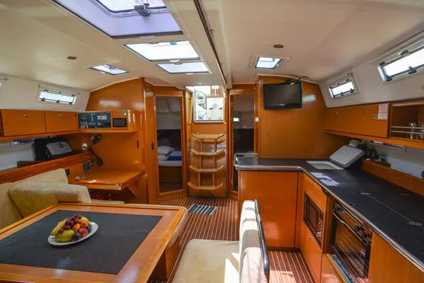 Bavaria Cruiser 45 Santa Maria — foto dello yacht n. 5