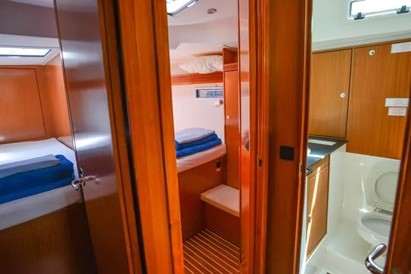 Bavaria Cruiser 45 Santa Maria — foto dello yacht n. 17