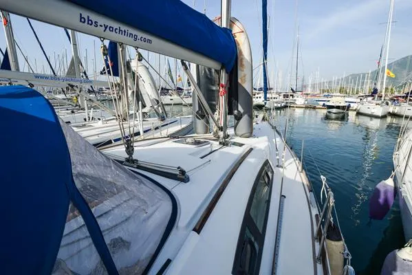Oceanis 43 Soyamaje — фотография яхты 2