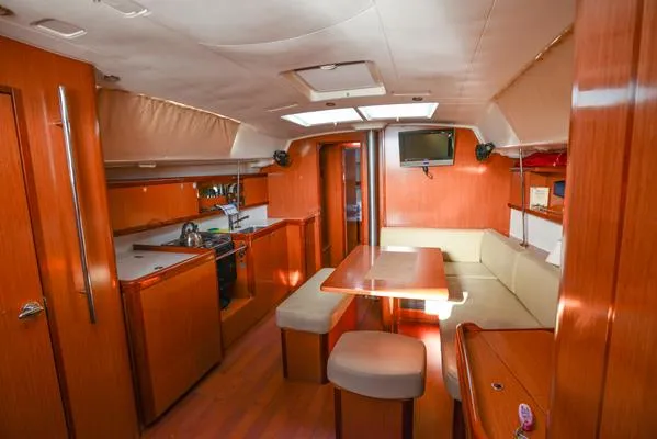 Oceanis 43 Soyamaje — фотография яхты 5