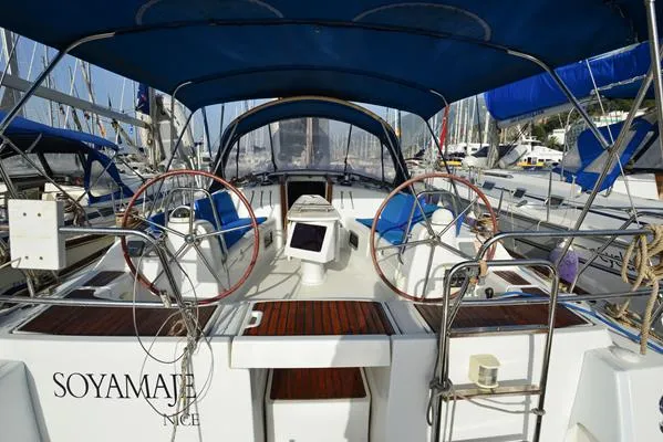 Oceanis 43 Soyamaje — фотография яхты 14