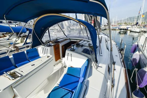 Oceanis 43 Soyamaje — фотография яхты 8