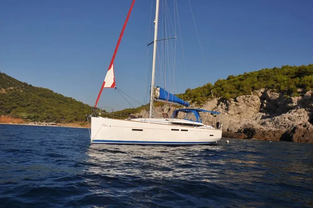 Sun Odyssey 409 FourTwo — фотография яхты 9