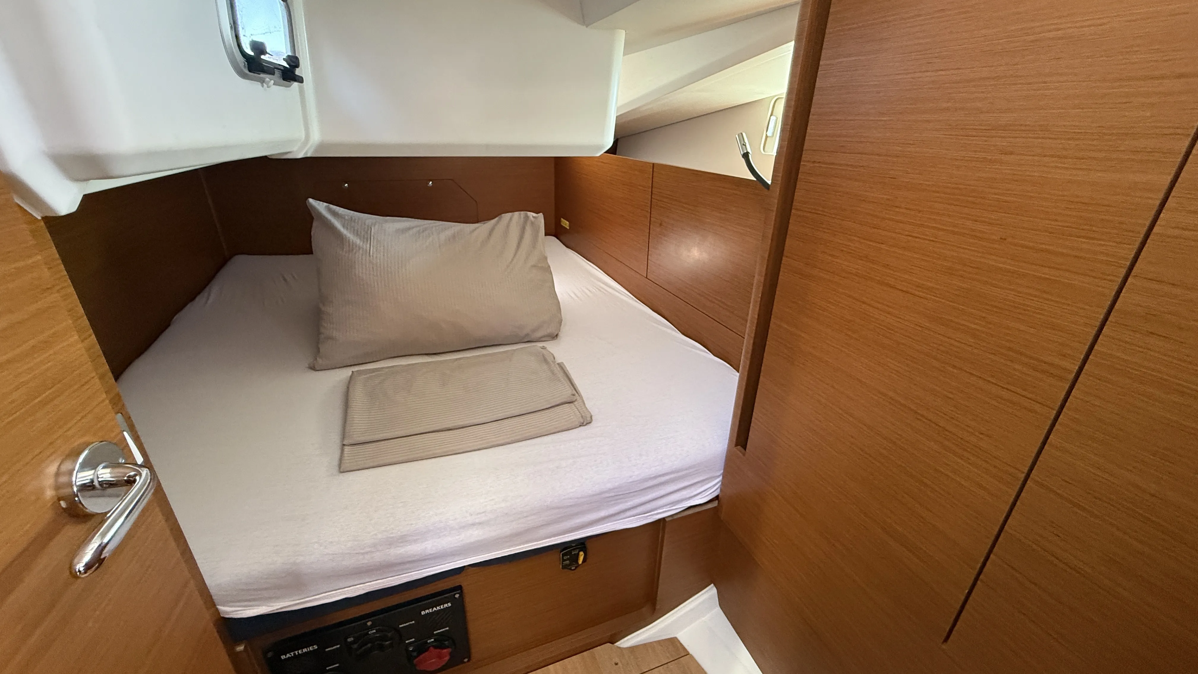 Sun Odyssey 440 LEONA — фотография яхты 18