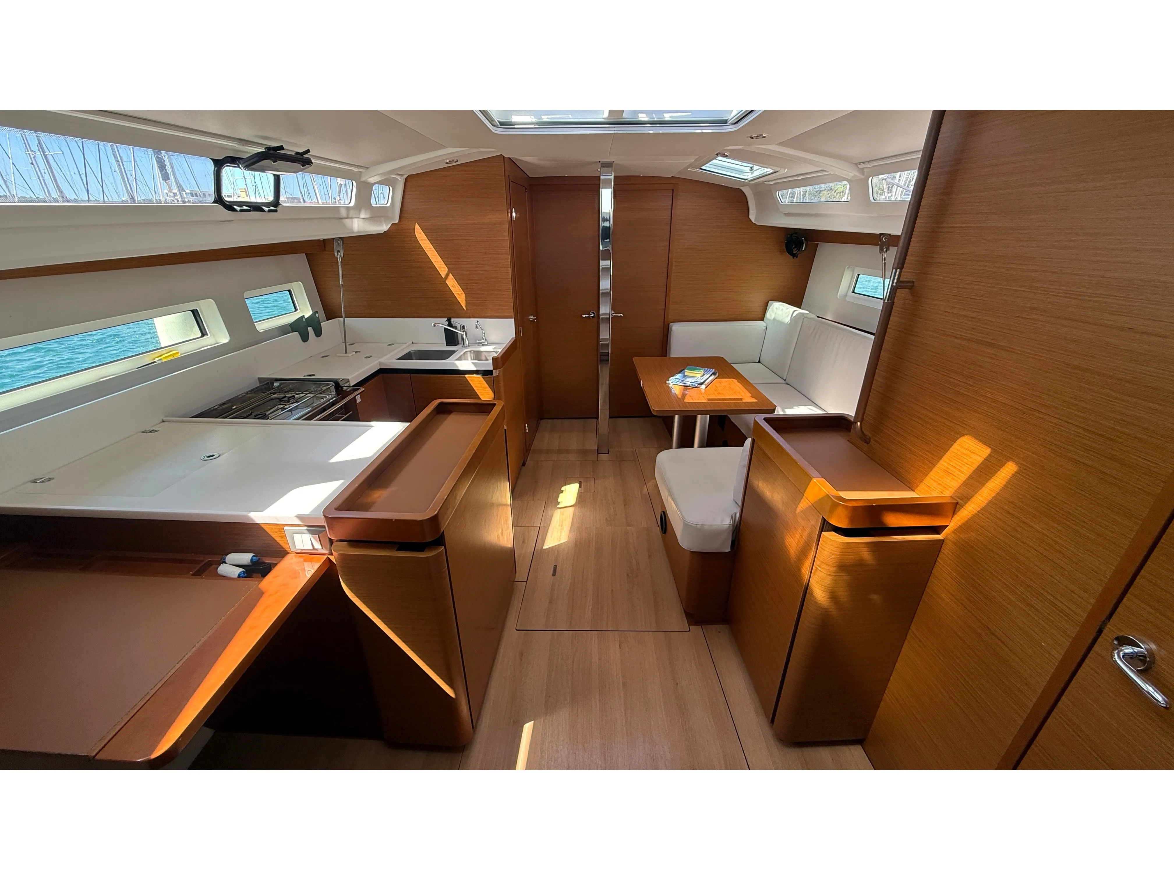 Sun Odyssey 440 LEONA — фотография яхты 13