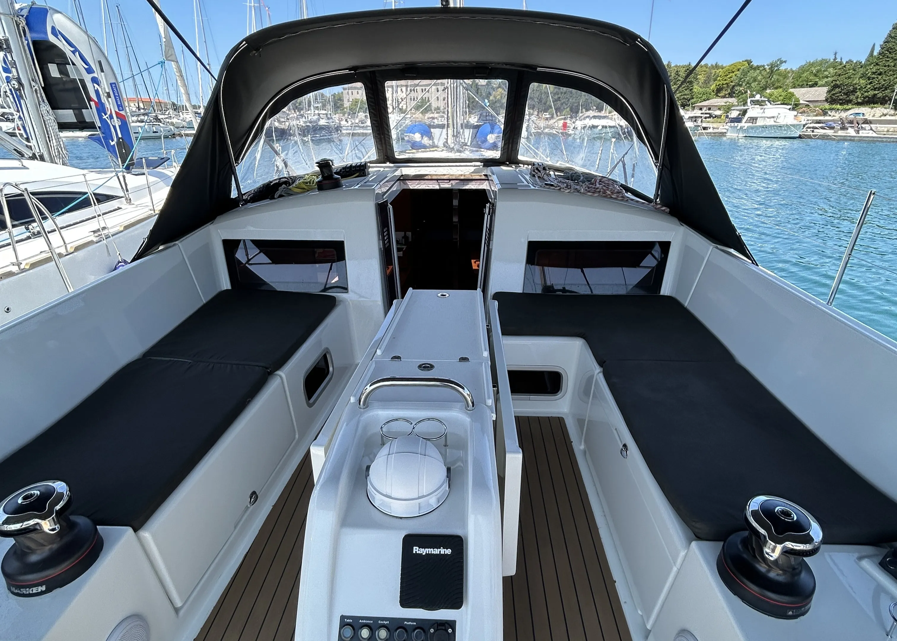 Sun Odyssey 440 LEONA — фотография яхты 2