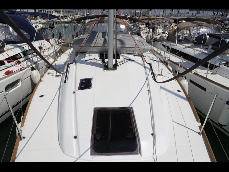 Sun Odyssey 419 Sicc — фотография яхты 17