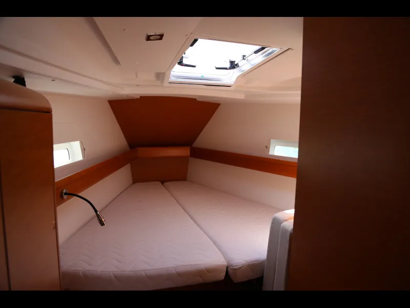 Sun Odyssey 419 Sicc — фотография яхты 20