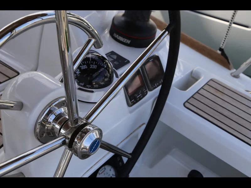 Sun Odyssey 419 Sicc — фотография яхты 18