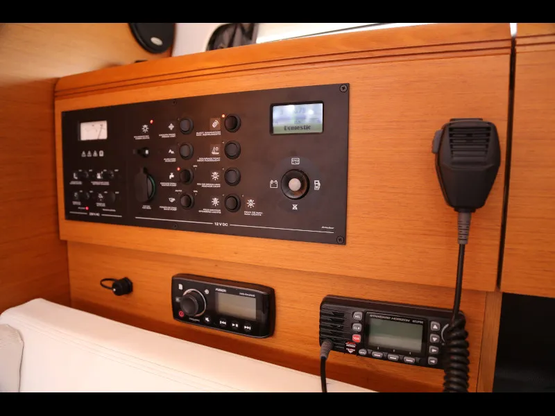 Sun Odyssey 419 Sicc — фотография яхты 23