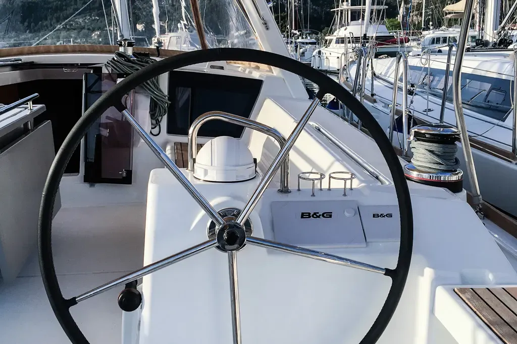 Oceanis 45 Cancan — yacht photo 8