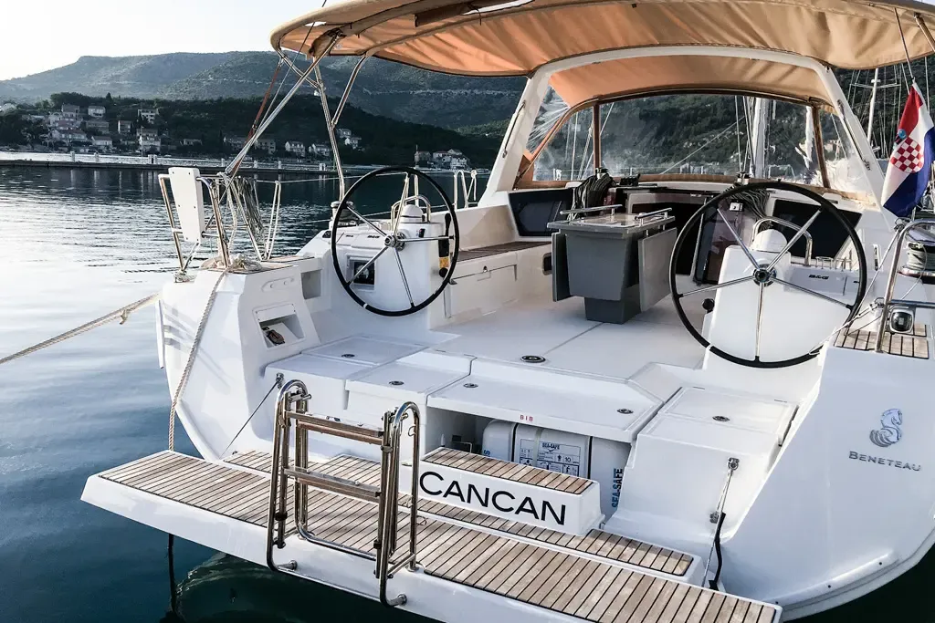 Oceanis 45 Cancan — yacht photo 10