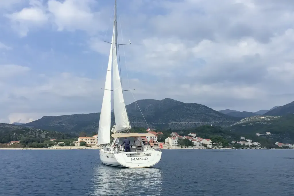 Oceanis 45 Mambo 1 — yacht photo 23