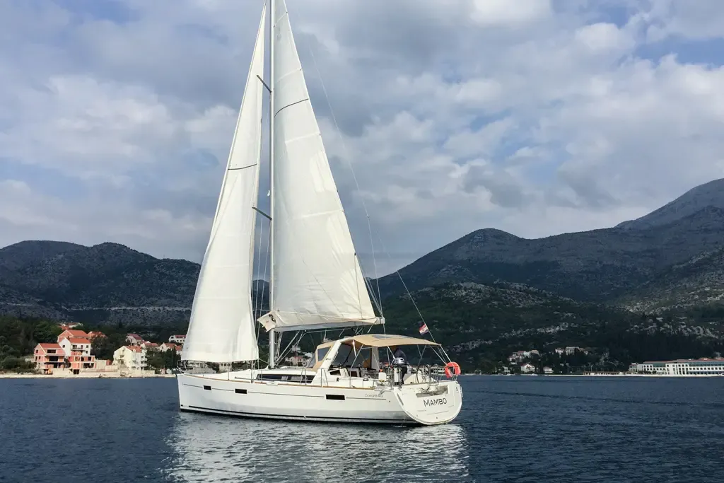 Oceanis 45 Mambo 1 — yacht photo 5