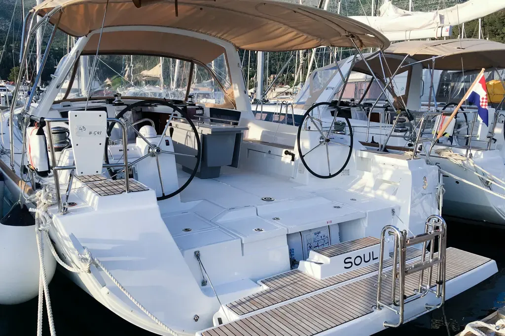 Oceanis 45 Soul — yacht photo 14