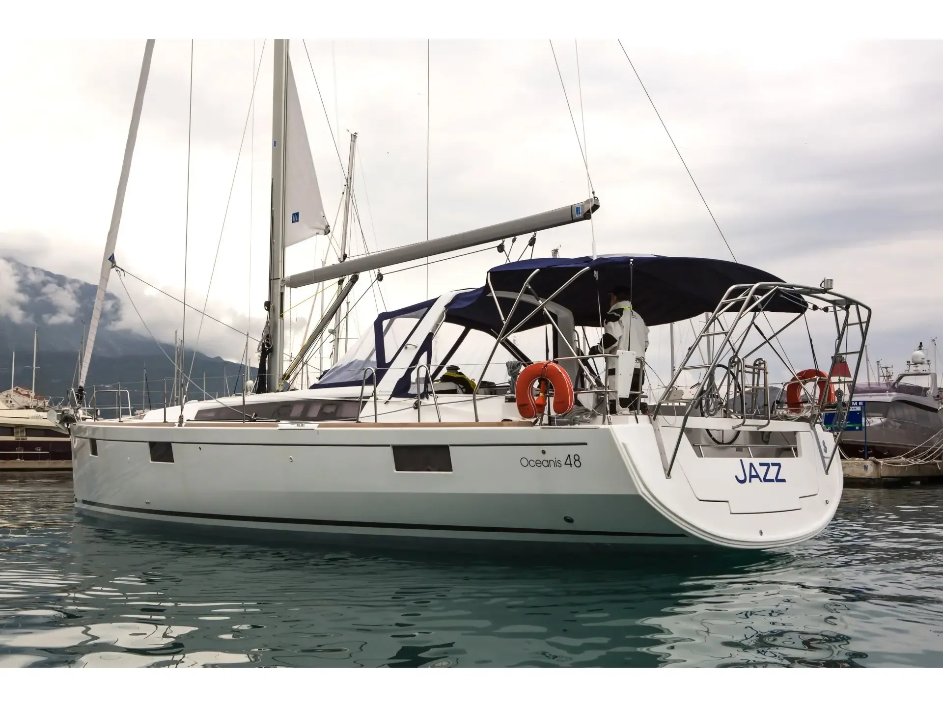 Oceanis 48 Jazz — yacht photo 16