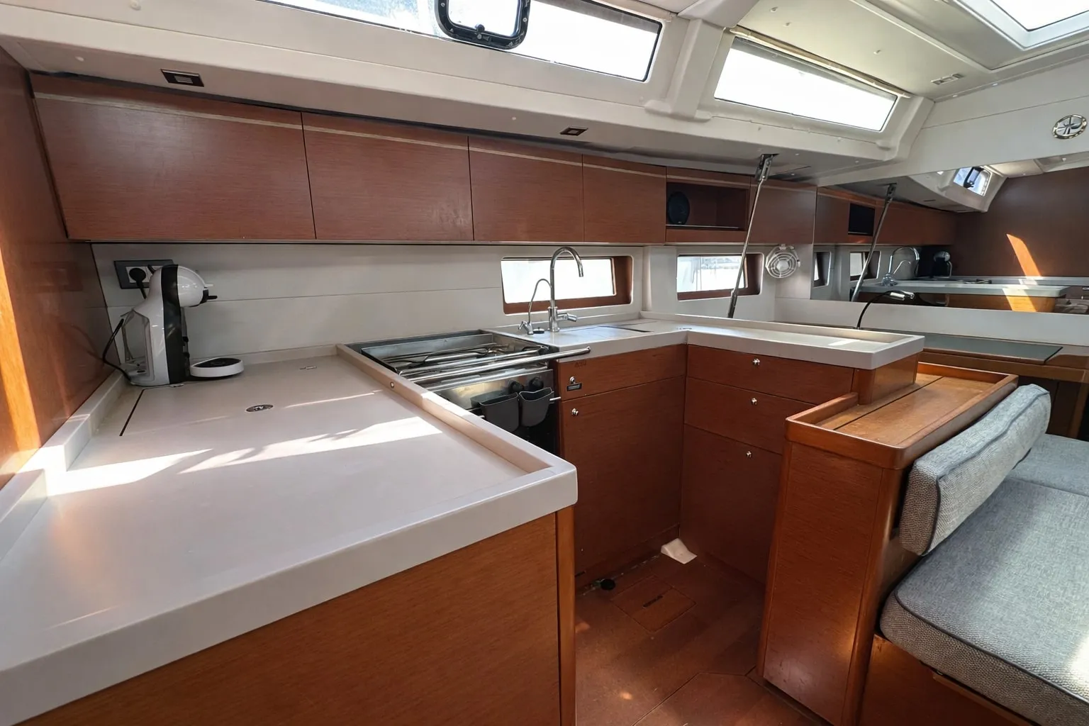Oceanis 51.1 Velvet Dice — foto dello yacht n. 10