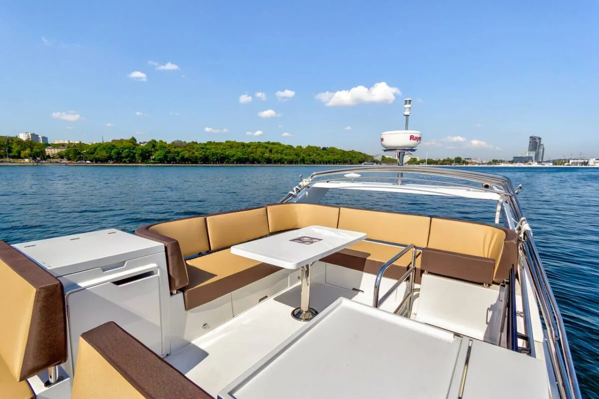 Galeon 420 Fly Premium — fotografia jachty 3