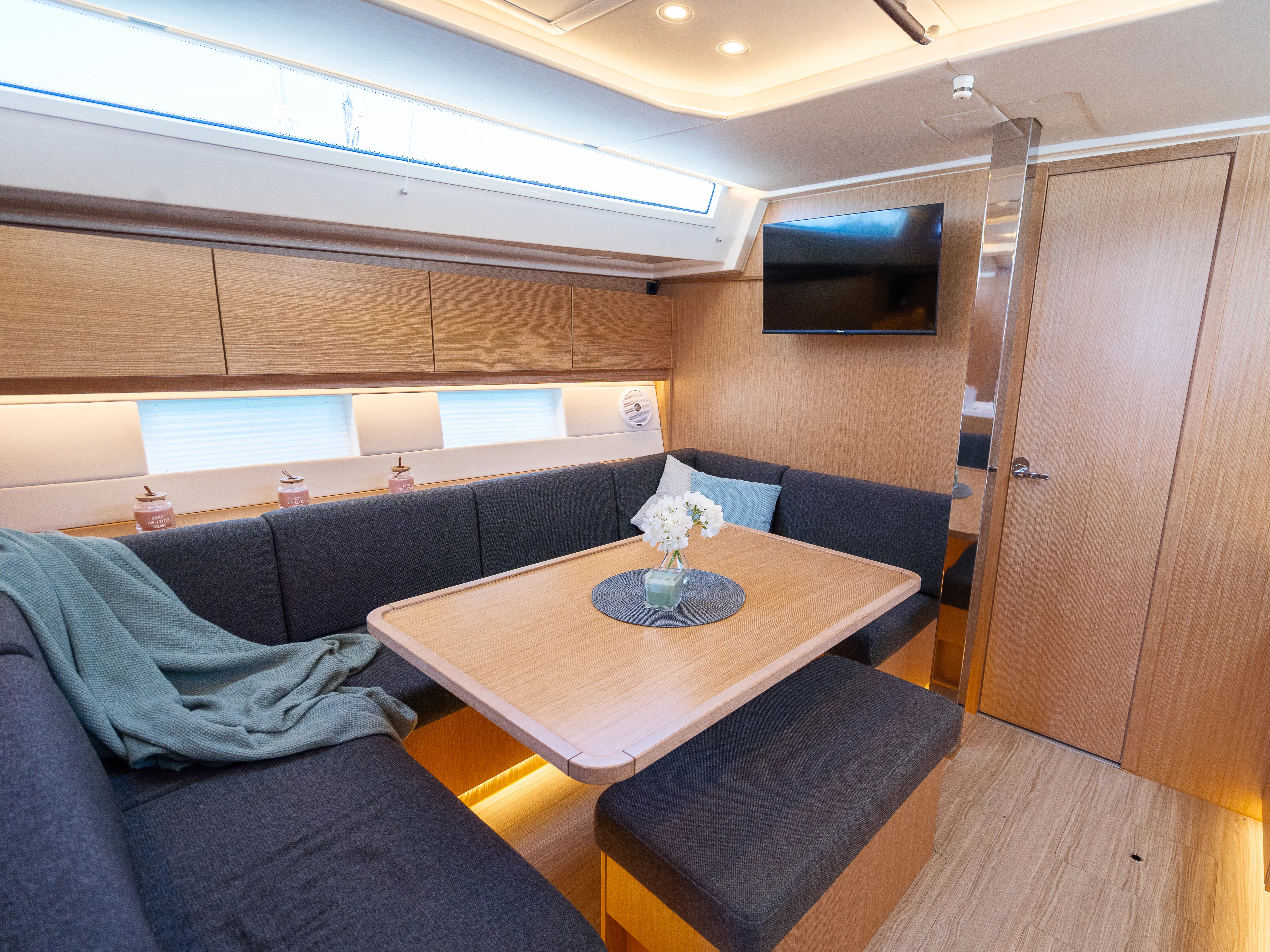Bavaria C45 Style Aria — фотография яхты 5
