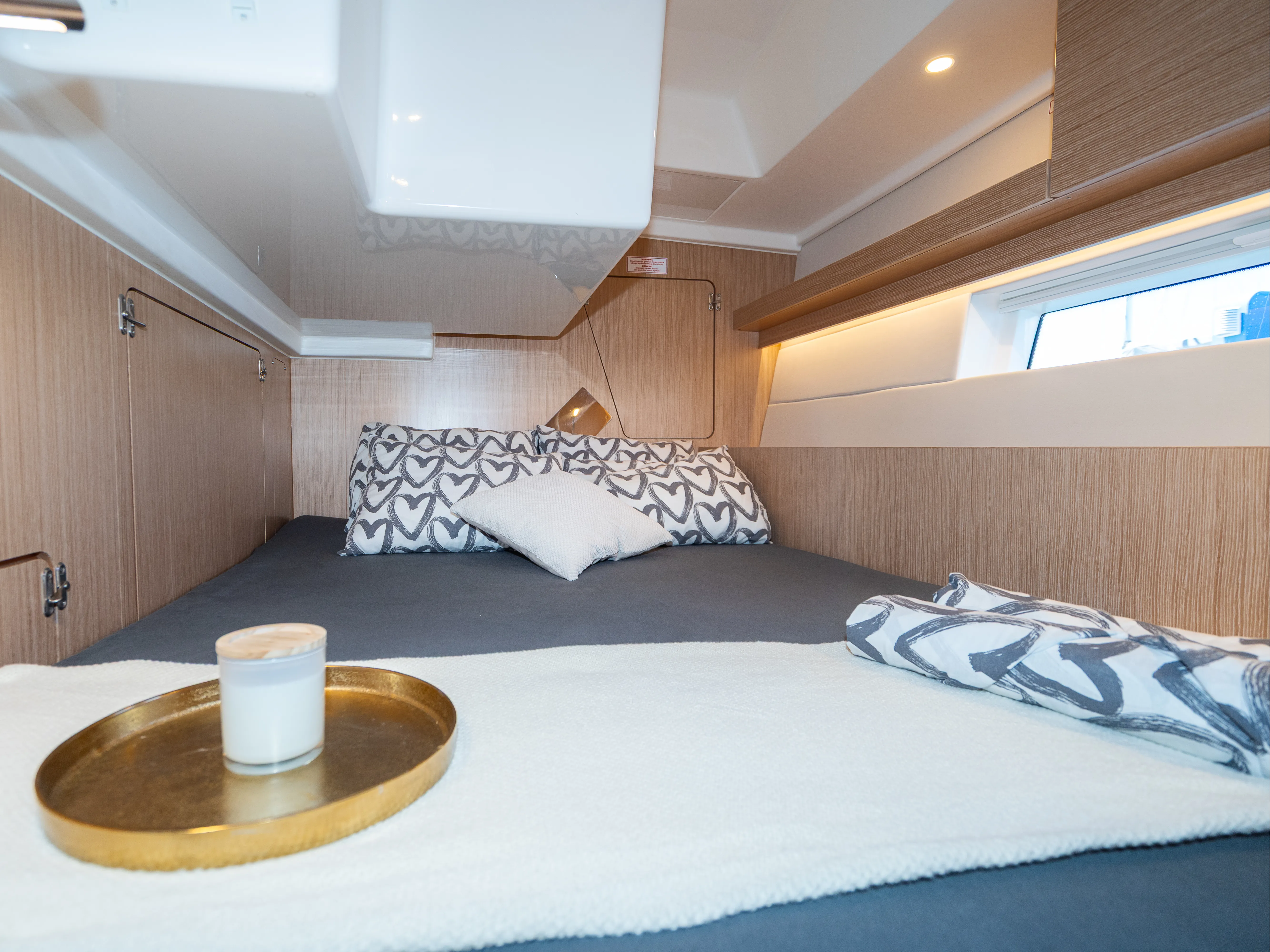 Bavaria C45 Style Aria — фотография яхты 27