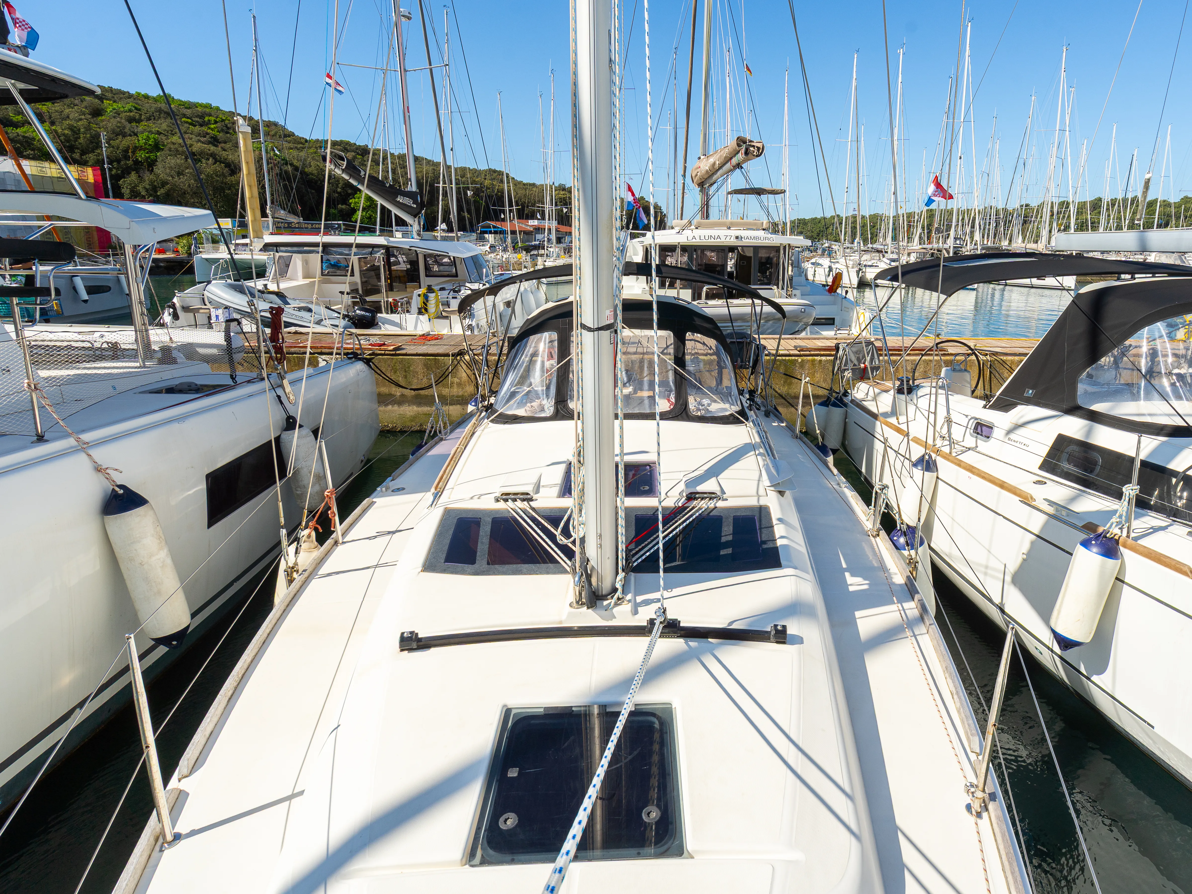 Dufour 360 Grand Large Draco — foto dello yacht n. 15