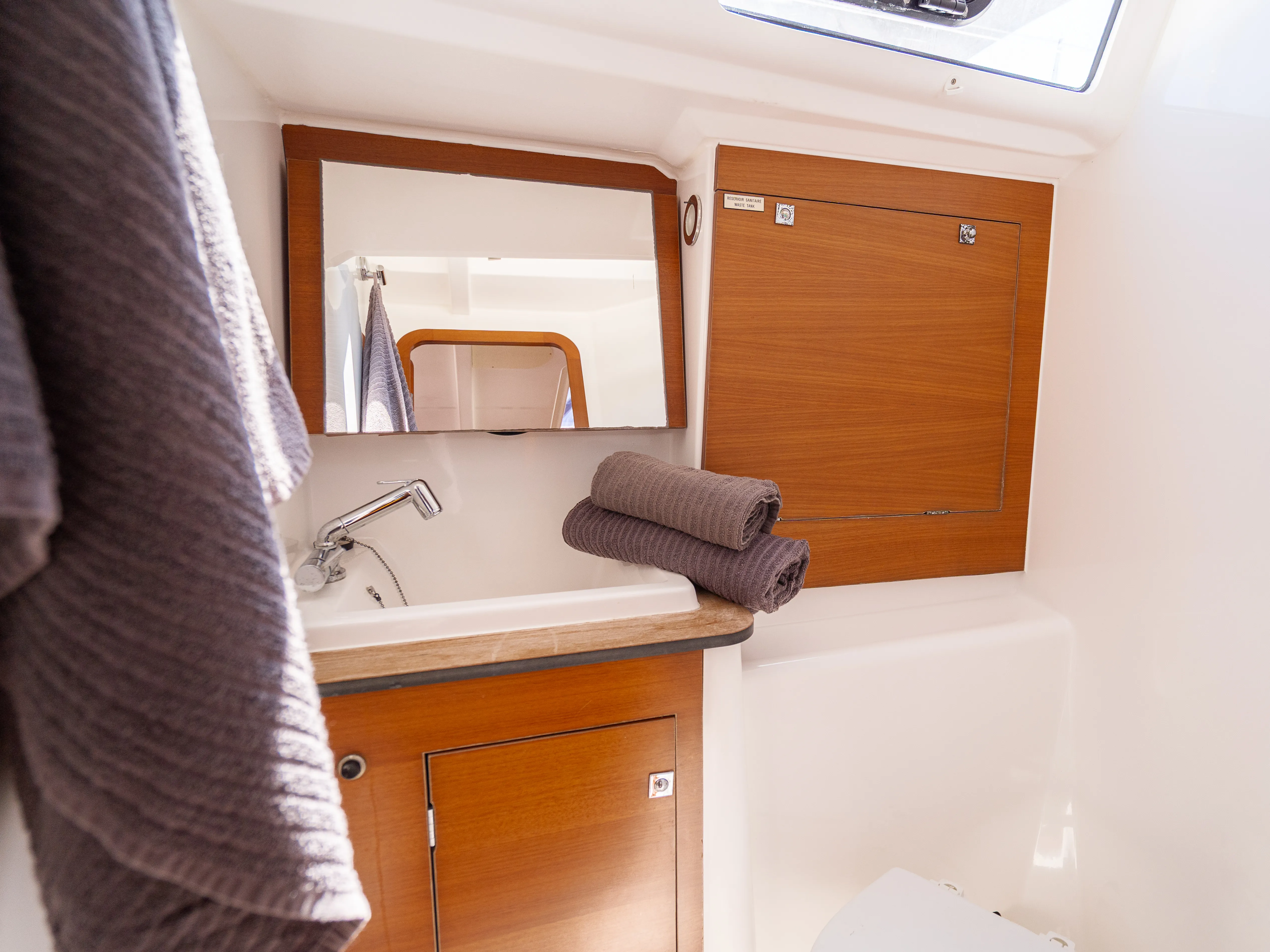 Dufour 382 Grand Large Cetus — фотография яхты 9