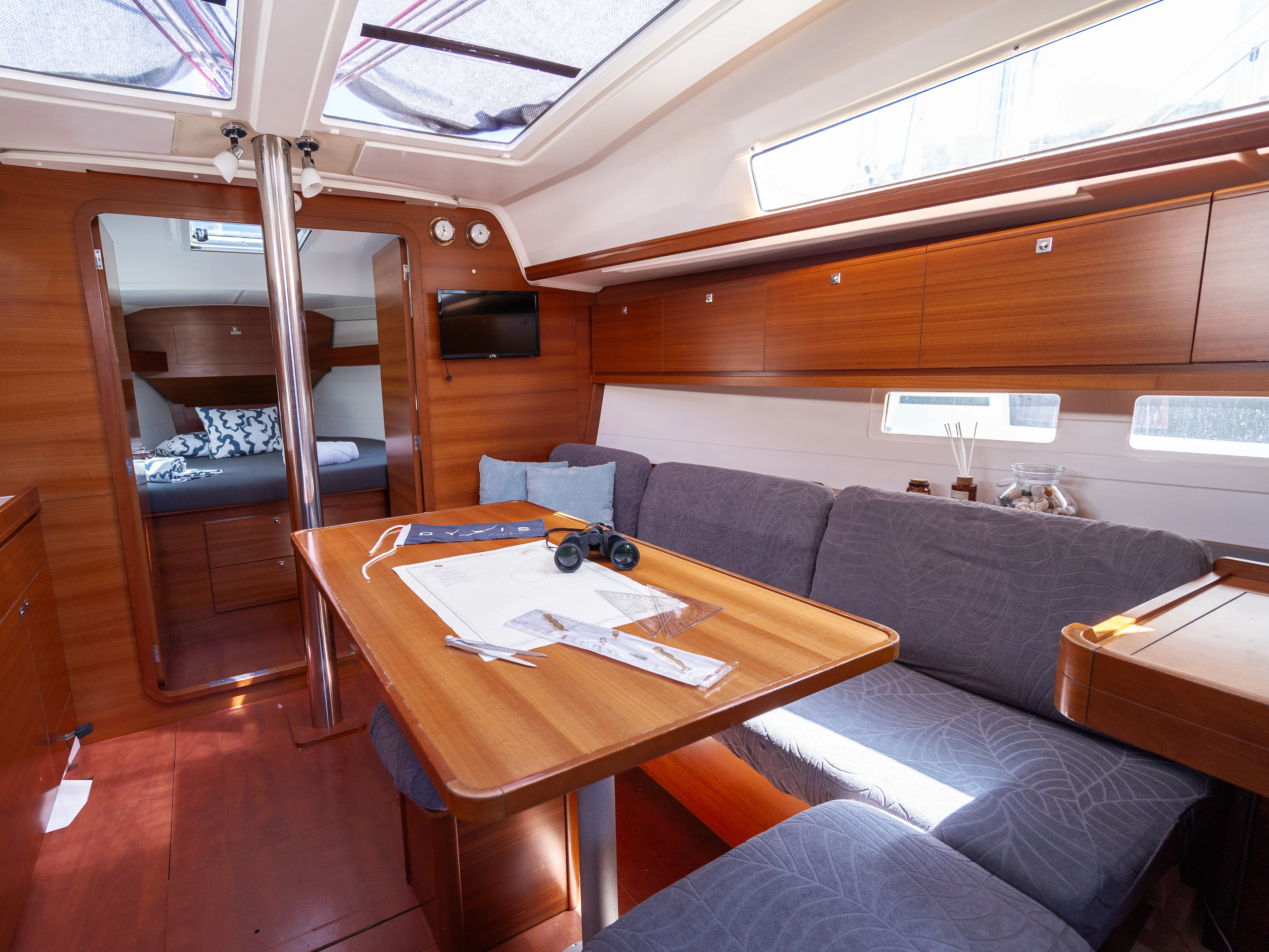 Dufour 382 Grand Large Cetus — фотография яхты 14