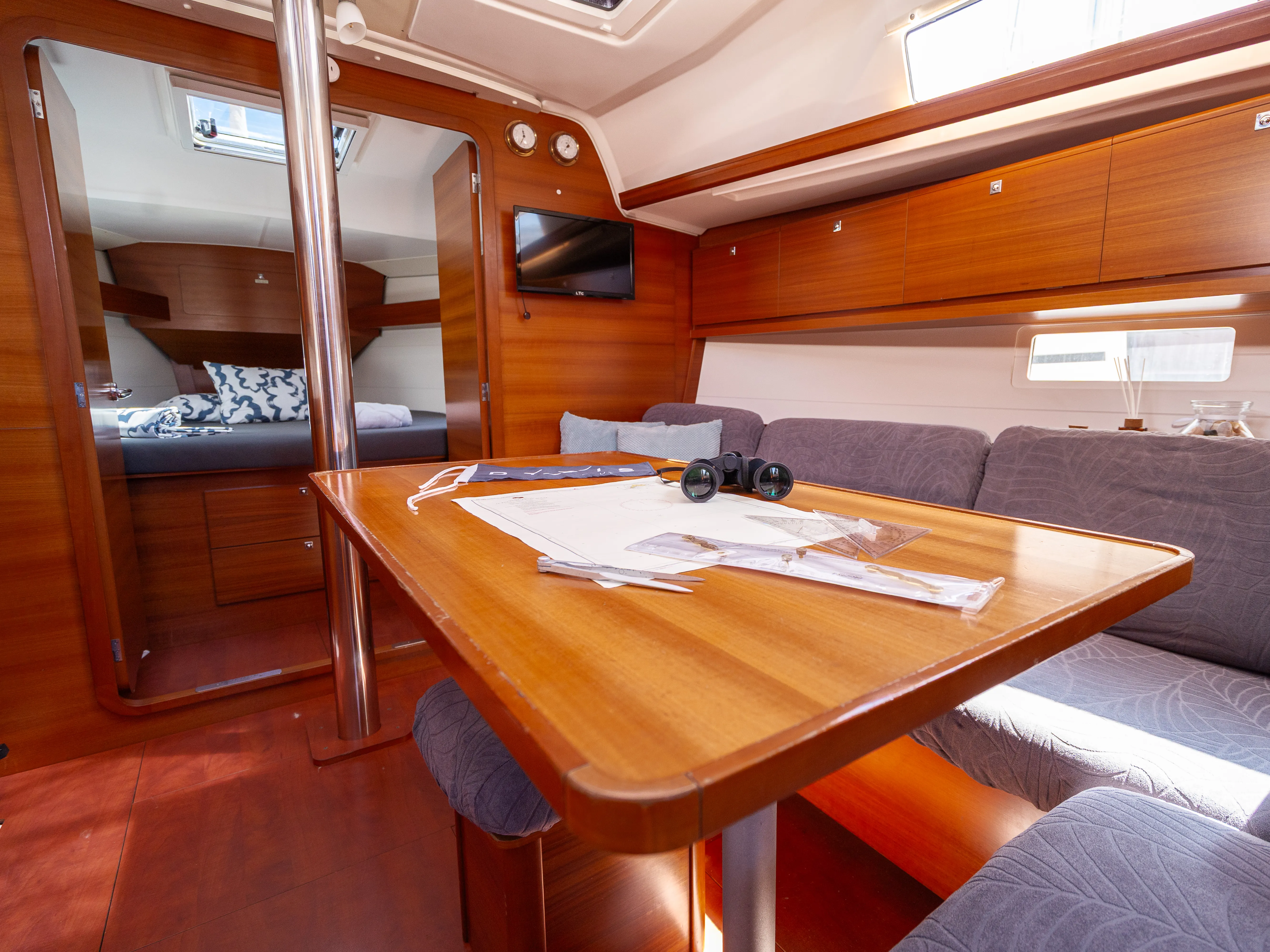 Dufour 382 Grand Large Cetus — фотография яхты 20