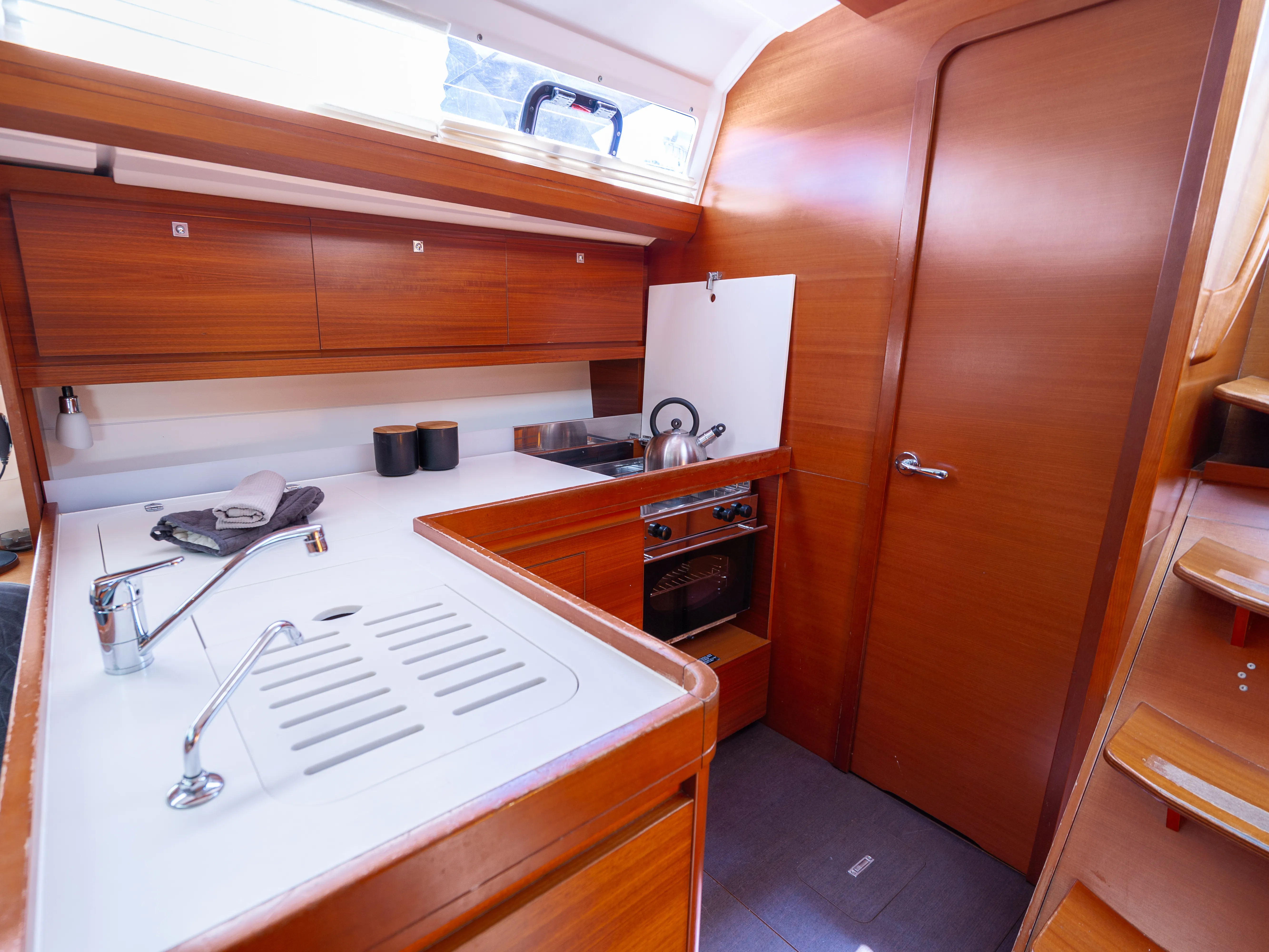 Dufour 412 Grand large Apus — фотография яхты 7