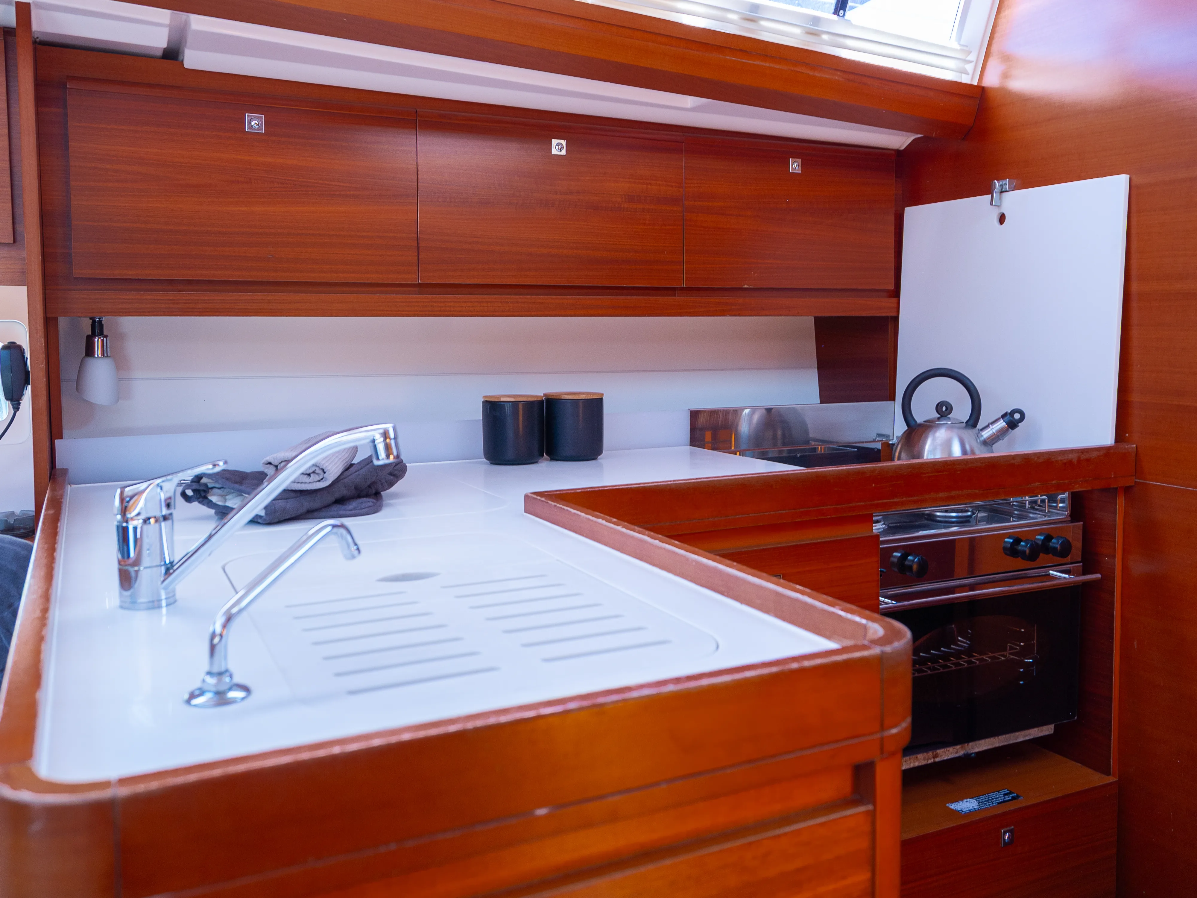 Dufour 412 Grand large Apus — фотография яхты 14