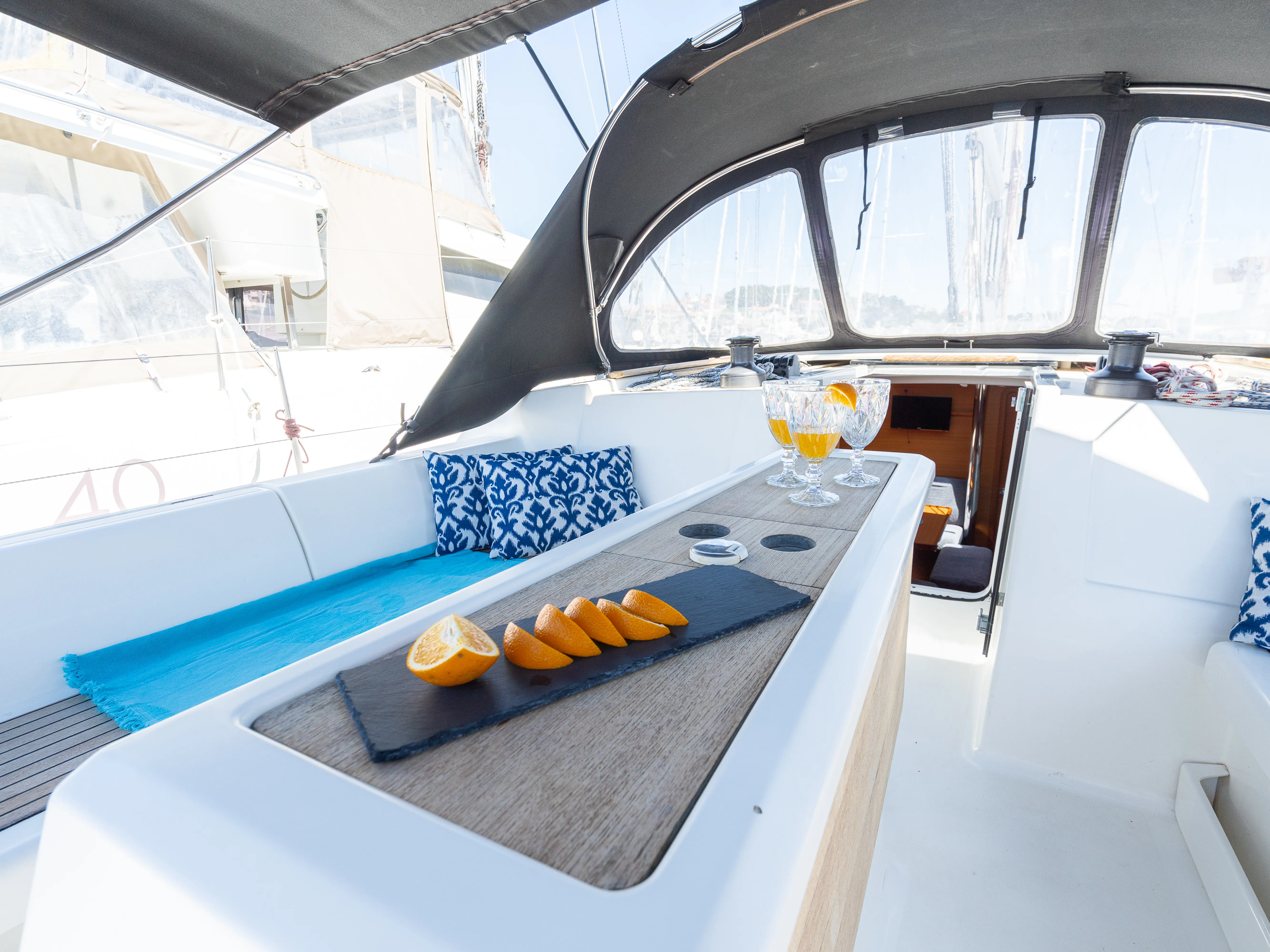 Dufour 412 Grand large Apus — фотография яхты 9