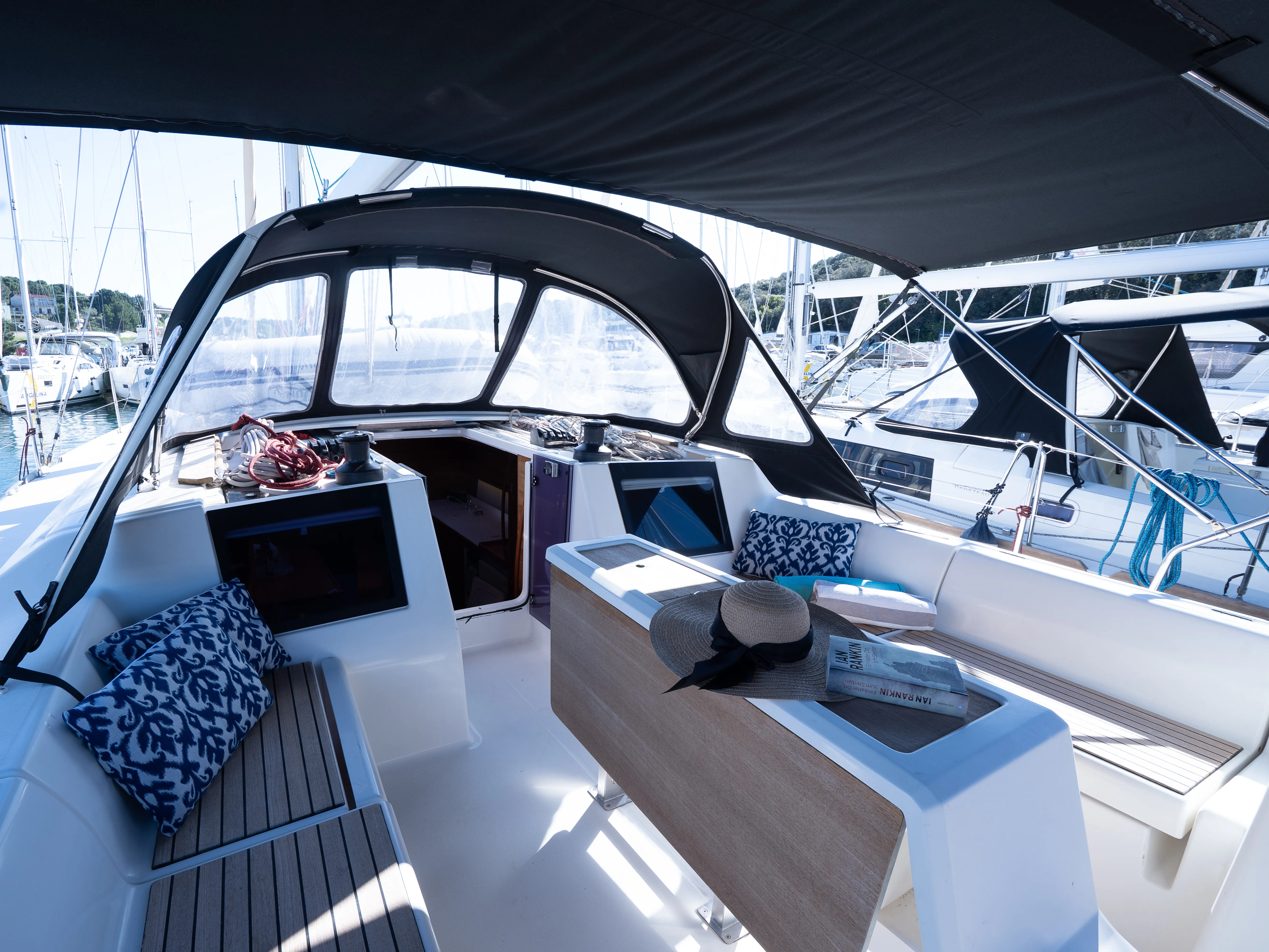 Dufour 460 Grand Large Cygnus — фотография яхты 7