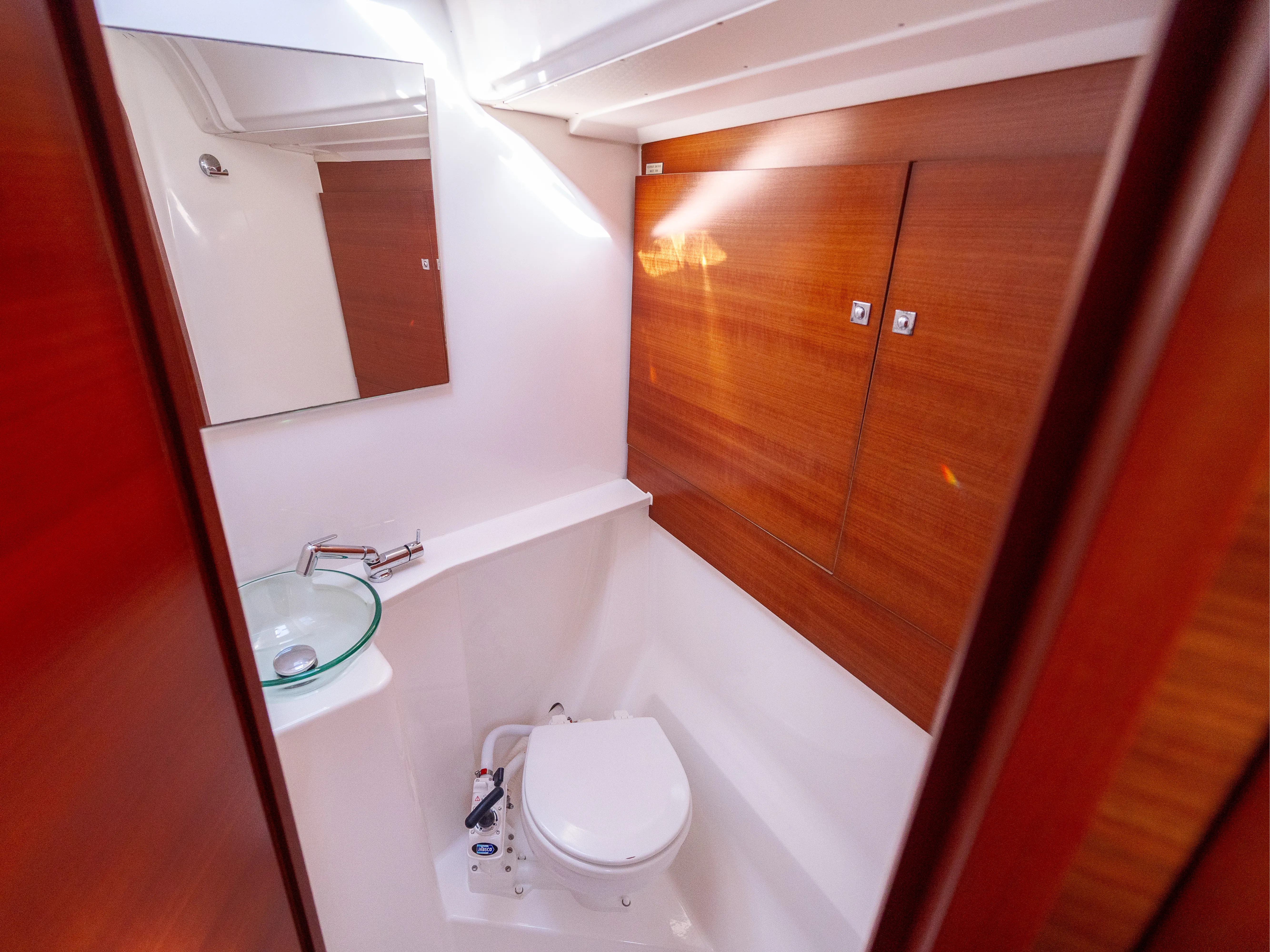 Dufour 460 Grand Large Cygnus — фотография яхты 31