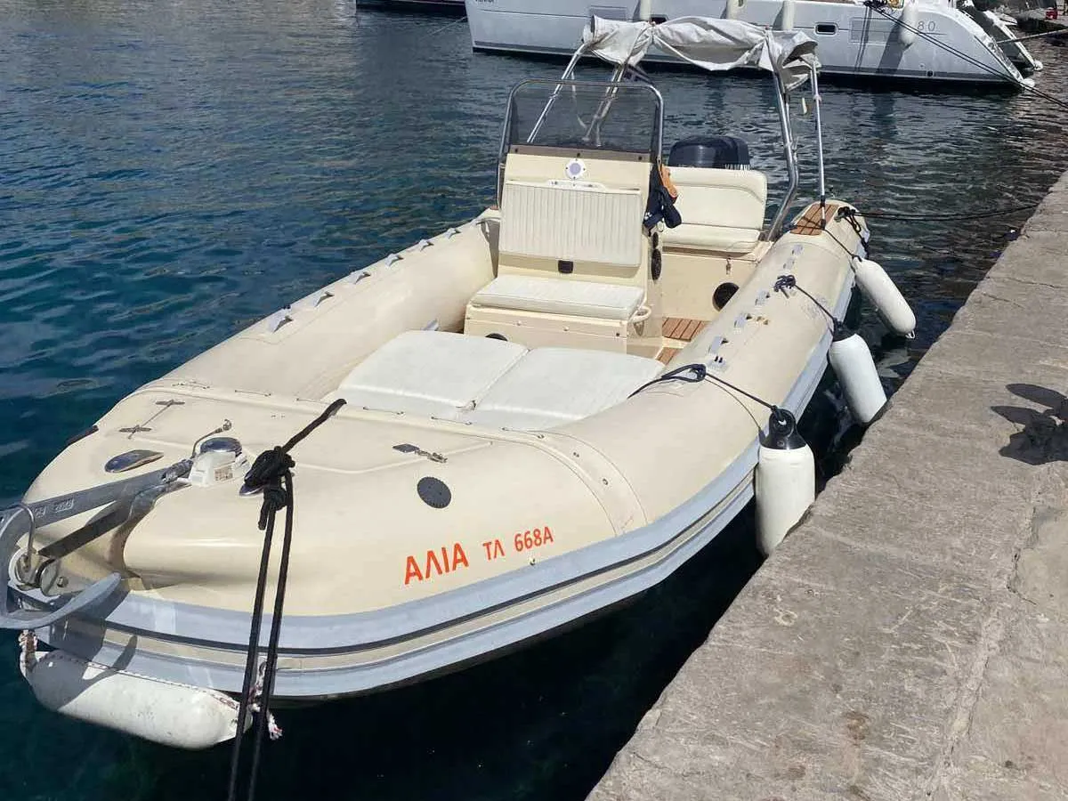 Oceanic 660 Alia — fotografia jachty 1