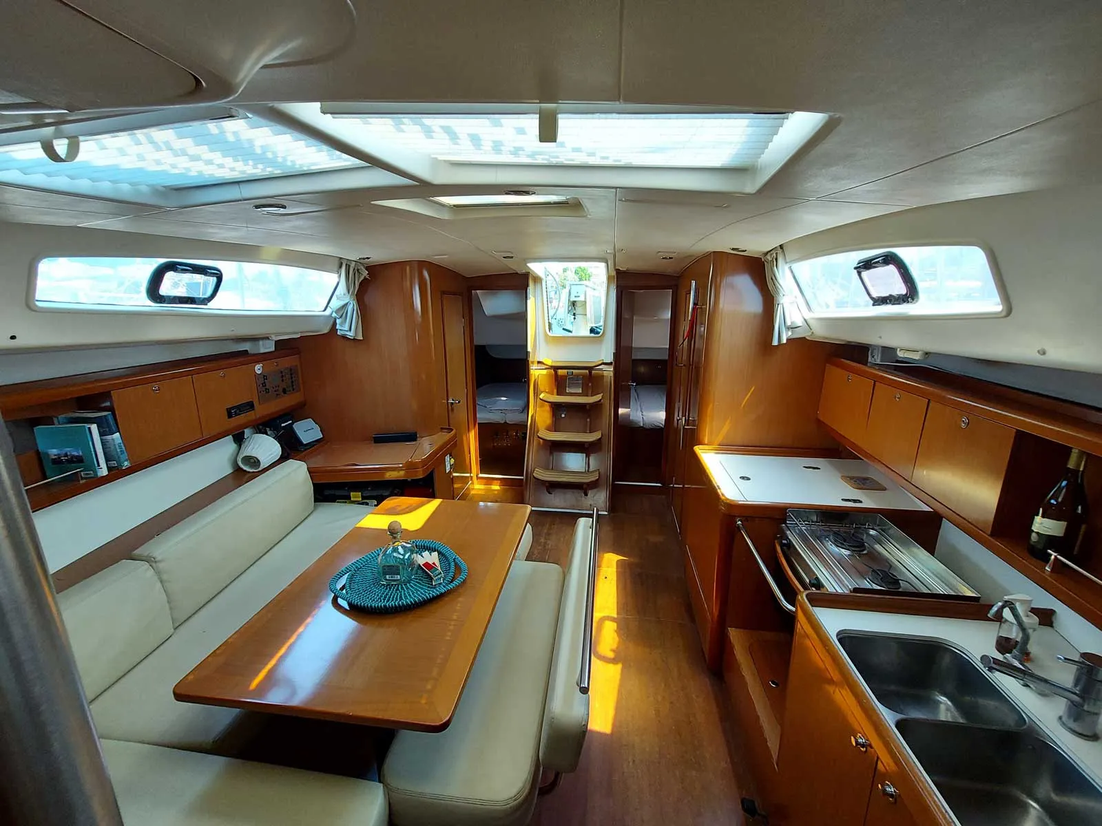 Oceanis 43 Onar — фотография яхты 5
