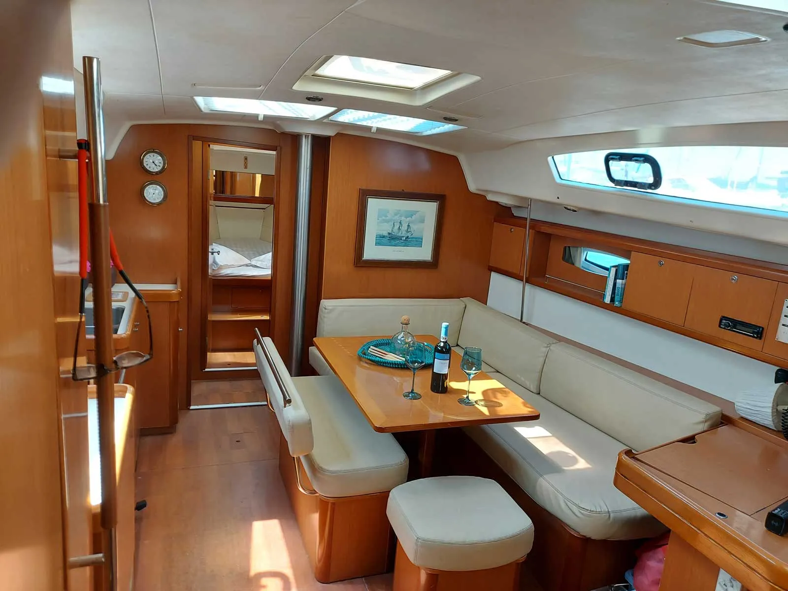 Oceanis 43 Onar — фотография яхты 14