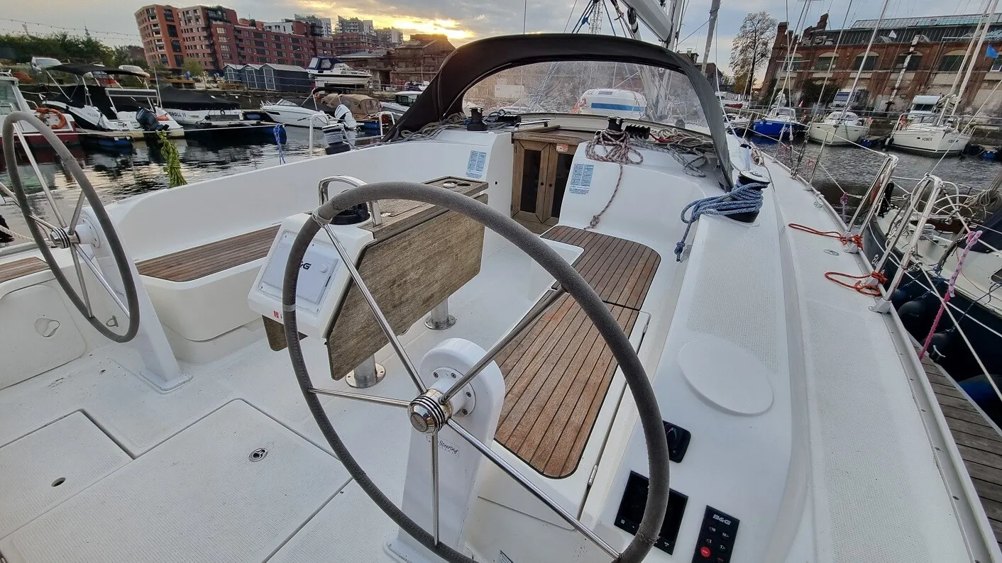 Bavaria 46 Wajra — yacht photo 8