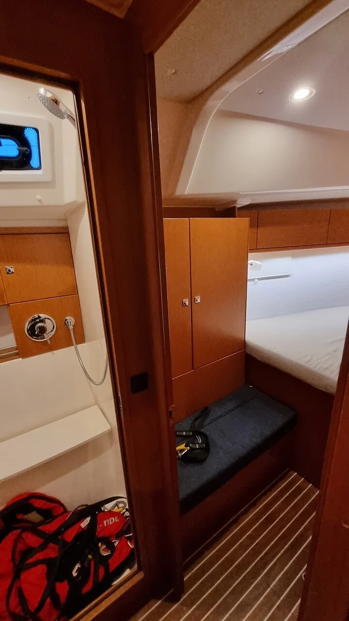 Bavaria 46 Wajra — yacht photo 13